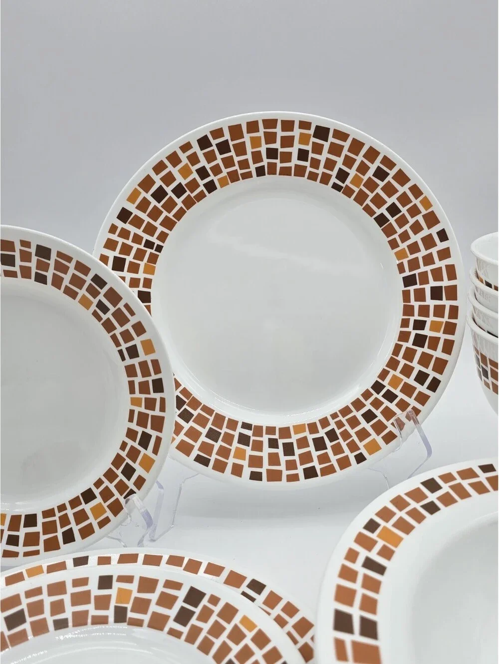 Corelle Precious Colours Amber Orange 16-Pc Dinnerware Set Made In USA 2013-2015